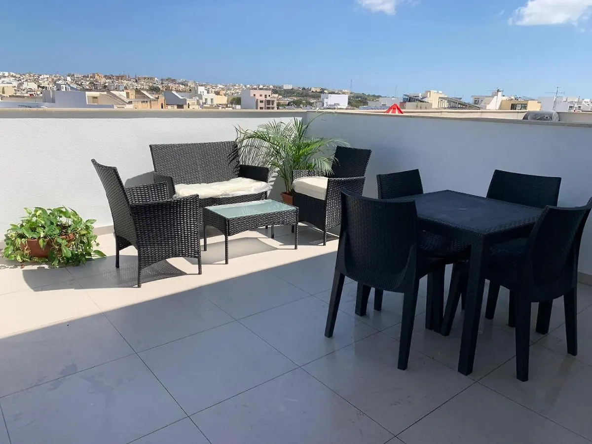 Duplex Penthouse Roof Terrace & City Views Μάλτα